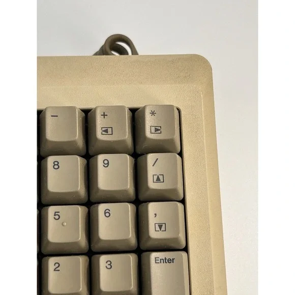 Apple Numeric Keypad & Cable for Macintosh 128k 512k Mac Plus RARE Vintage M0120